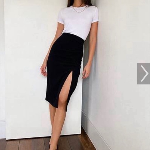 Babaton Mayhew Skirt - Picture 5 of 5